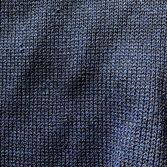 St. John Sport Rare Stylish Prestine Cardigan Classic and Gorgeous - Picture 4 of 4